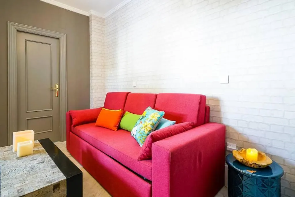 Lovely And Chic Apartment In The Heart Of Seville Spain